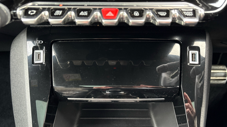 Peugeot 2008 100kW GT 50kWh 5dr Auto Electric Estate